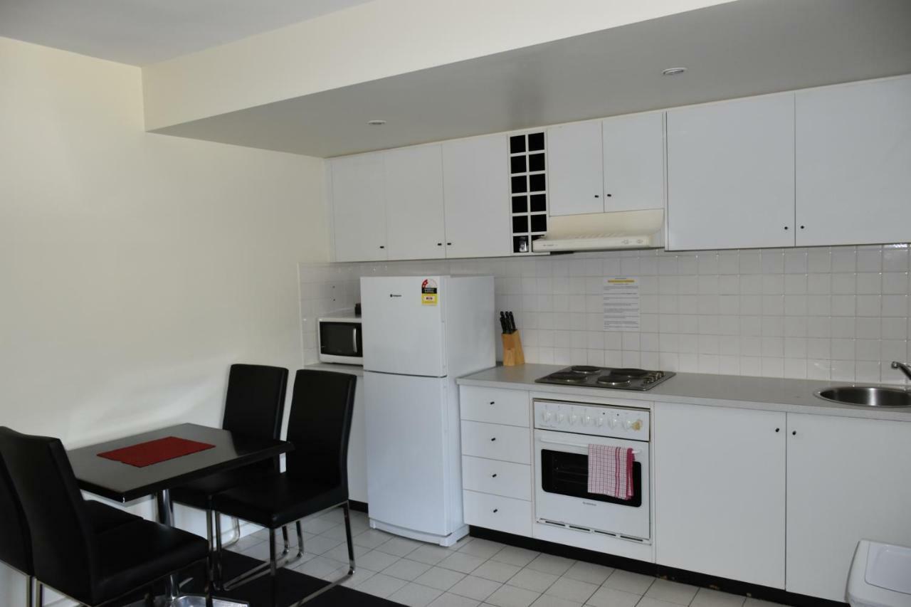 Apartments On Flemington Melbourne Ngoại thất bức ảnh